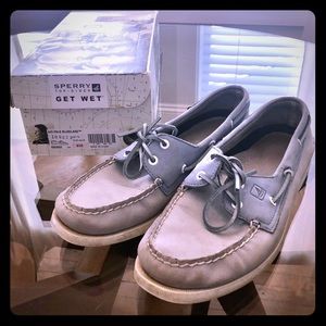 Sperry A/O Plush Wave in pale lake blue